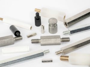 Міжплатні стійки DREMEC